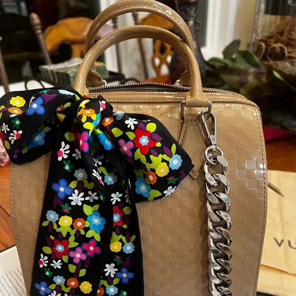 REDUCED TO SELL- Limited Edition Louis Vuitton Damier Facette Speedy Cube MM - Picture 1 of 16